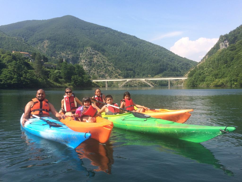 Agriturismo Braccicorti Hotel Pieve Fosciana Екстериор снимка